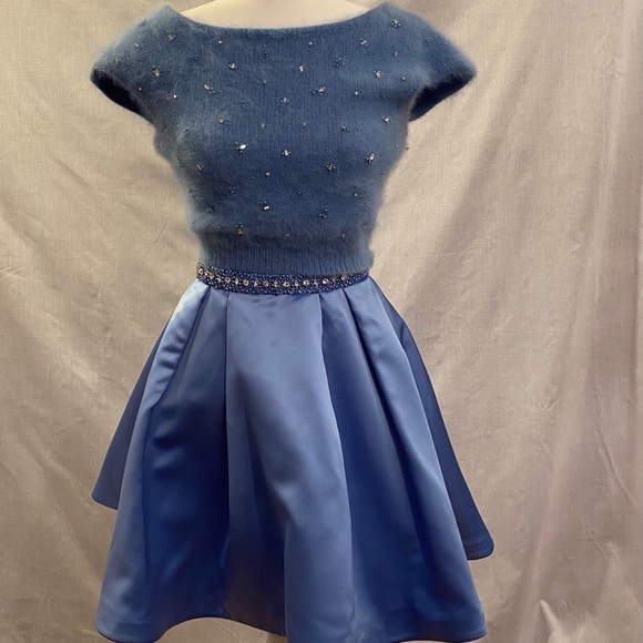 Sherri Hill prom dress - Picture 2 of 9